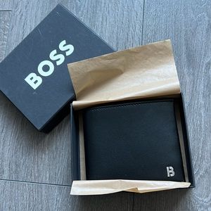 NWT - BOSS men’s wallet - black leather
